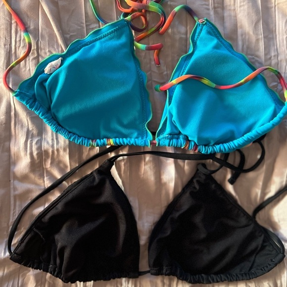 🖤🖤LIKE NEW 2 BIKINI TOPS SZ L🖤🖤 - Picture 4 of 6